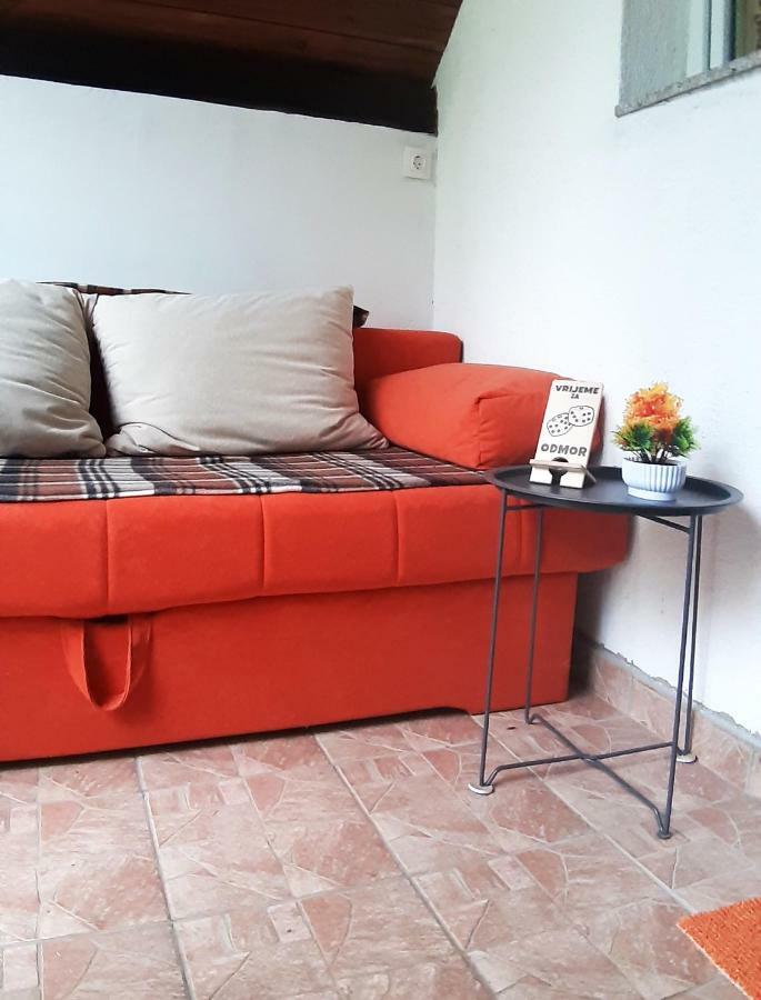 Tounj Apartman Nino מראה חיצוני תמונה