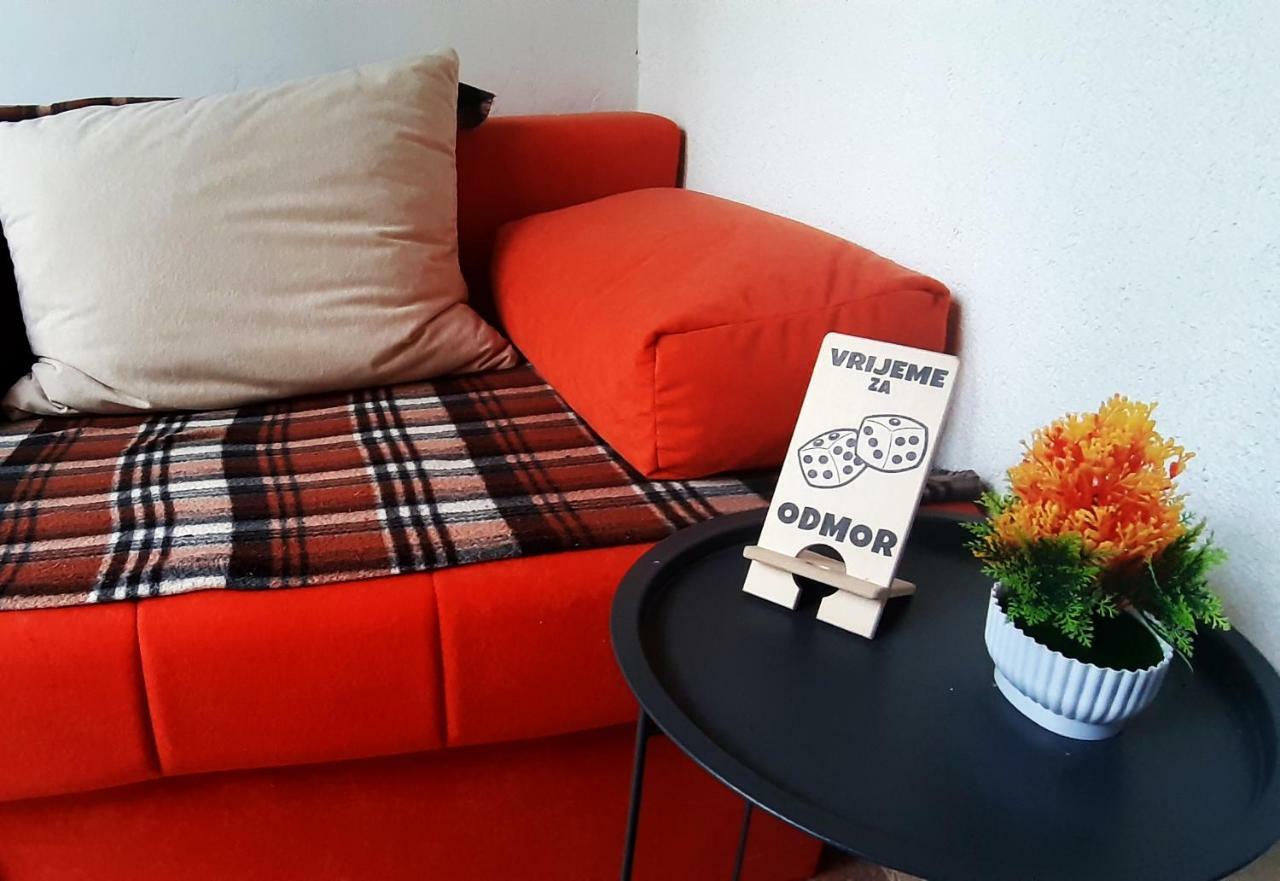 Tounj Apartman Nino מראה חיצוני תמונה