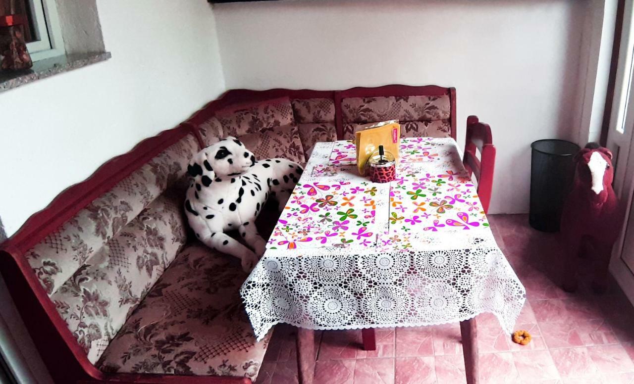 Tounj Apartman Nino מראה חיצוני תמונה